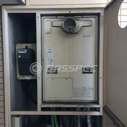 施工前の暖房熱源機（RUFH-V2403AT2-3）