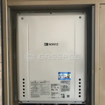 施工後の給湯器（ノーリツ GT-2460SAWX-H-2 BL）