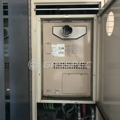 施工前の暖房熱源機（GTH-2417AWX6H-T）