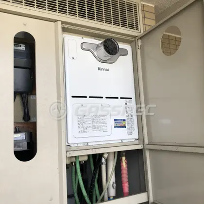 施工後の暖房熱源機（リンナイ RVD-A2400AT2-3(B)）