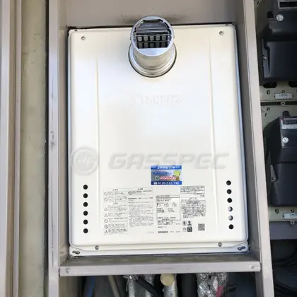 施工後の給湯器（ノーリツ GT-2470SAW-T BL）