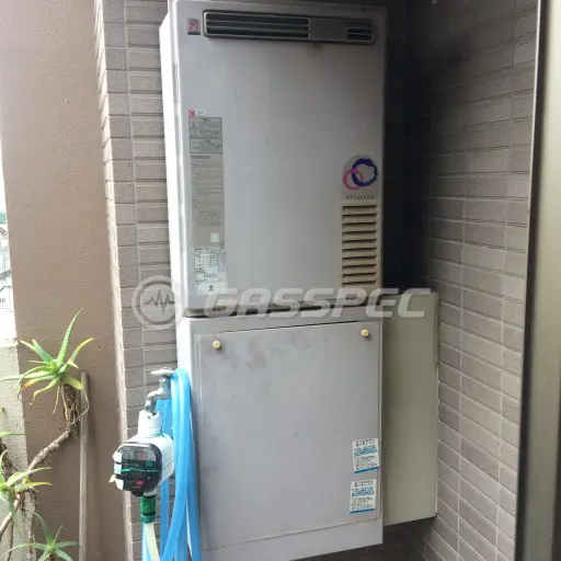 交換前の給湯器（パーパス TP-SP206SZR-1R）