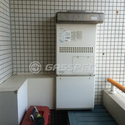 施工前の暖房熱源機（GTH-2413AWXH）