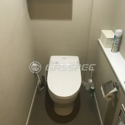 施工後の便座（TOTO TCF984B#NW1）