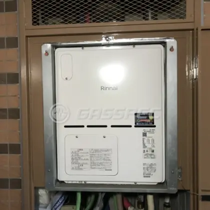 施工後の暖房熱源機（リンナイ RVD-A2400AU2-3(B)）
