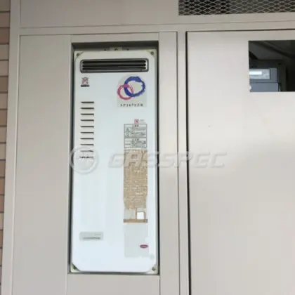 施工前の給湯器（SP167SZR）