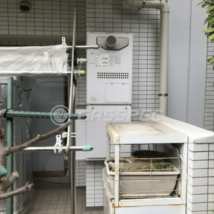 施工前の暖房熱源機（GTH-2417AWX3H-T）