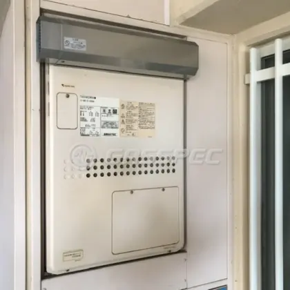 施工前の暖房熱源機（GTH-2417AWX3H-L）