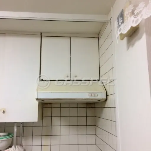 交換前のレンジフード
