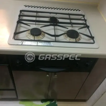 施工前のビルトインガスコンロ（GCU-60SB）