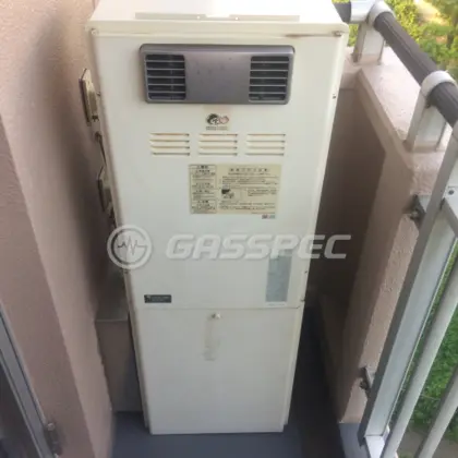 施工前の給湯器（GS-R244D-L5）