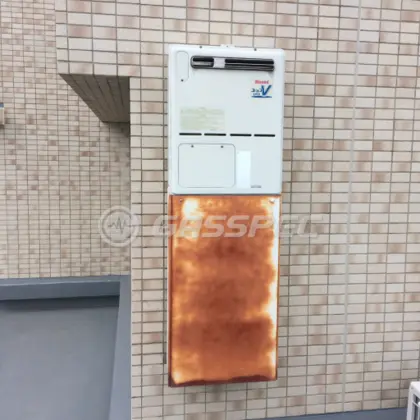 施工前の暖房熱源機（RUFH-VD2401SAW2-3）