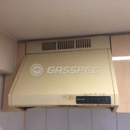 施工前のレンジフード（VL-60）