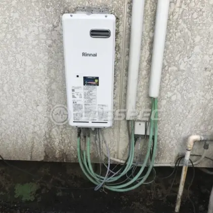 施工後の暖房熱源機（リンナイ RH-S101W(A)）