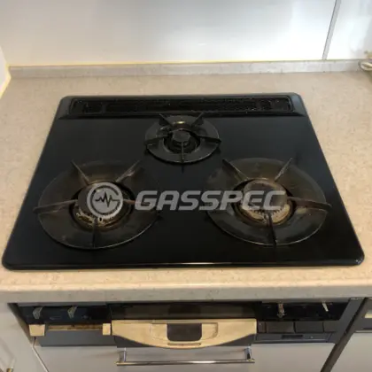 施工前のビルトインガスコンロ（DG3275NCSV/DG3275NR）