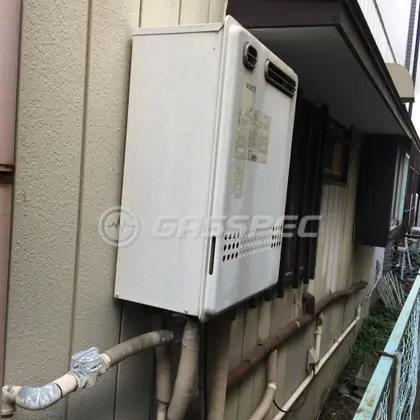 施工前の給湯器（GT-2012SAWX　GCU60-3HB）