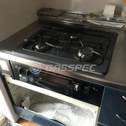 施工前のビルトインガスコンロ（DG3067NR）