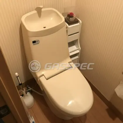 施工前の便座（DT-3812 BU8）
