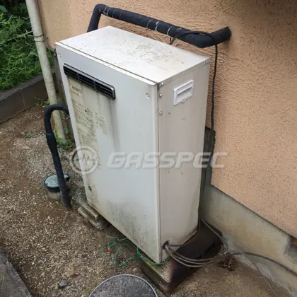 施工前の給湯器（OTX-313）