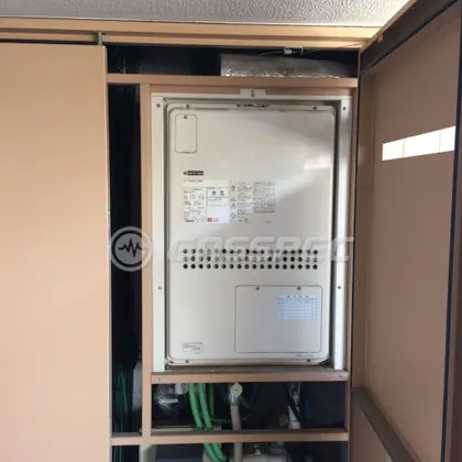 施工前の暖房熱源機（GTH-2413AWXH-H）