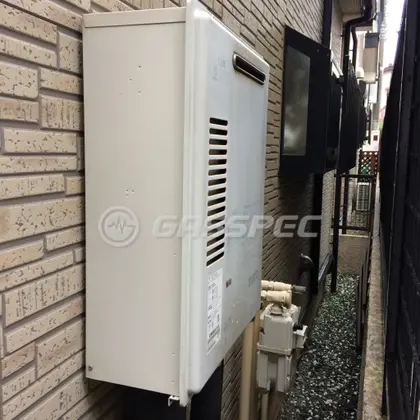 施工前の給湯器（RGE20KS2SN）