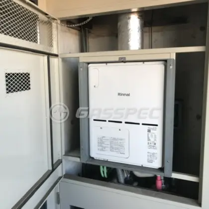 施工後の暖房熱源機（リンナイ RVD-A2400SAU2-3(B)）