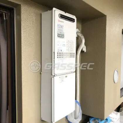 施工前の給湯器（GQ-2427AWX）