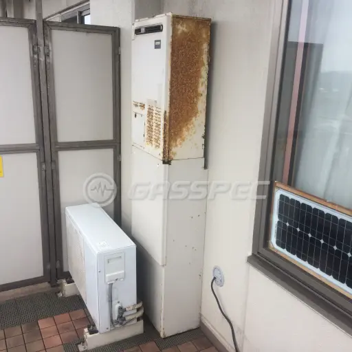交換前の暖房熱源機（ナショナル（松下） AT-366RSA-AW2Q）
