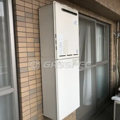 施工前の給湯器（RUF-A2400SAW(A)）