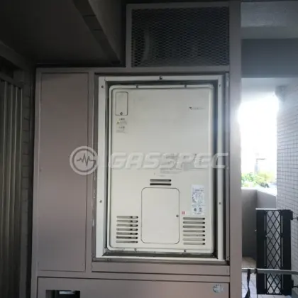 施工前の暖房熱源機（RUFH-2405AU2-3）