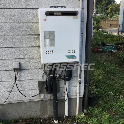 施工前の給湯器（GT-2000SAW）