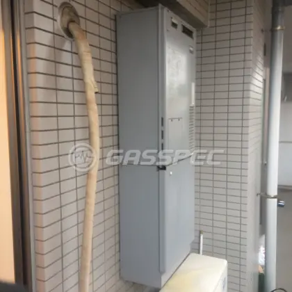 施工前の暖房熱源機（AT-4200ARSAW3Q）