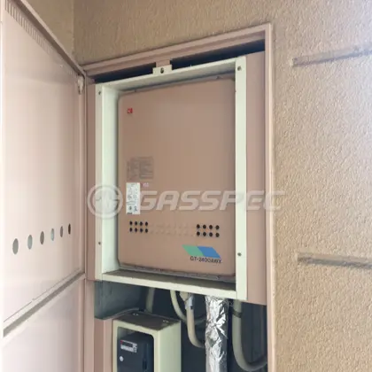 施工前の給湯器（GT-2400AWX-TB）
