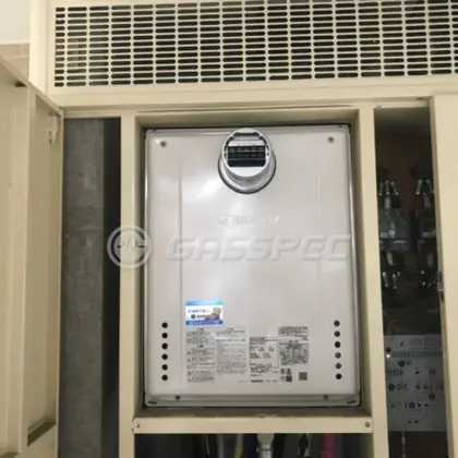 施工後の給湯器（ノーリツ GT-2470SAW-T BL）