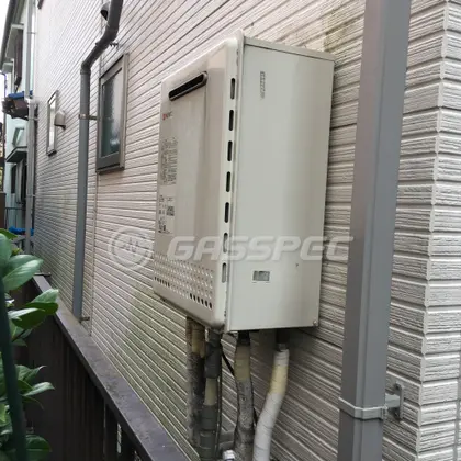 施工前の給湯器（GT-2050SAWX）