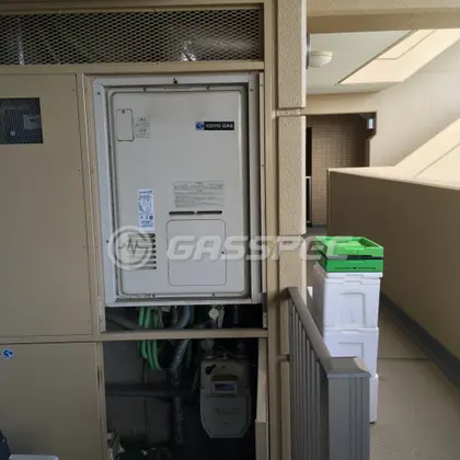 施工前の暖房熱源機（RUFH-V2400AU2-6）