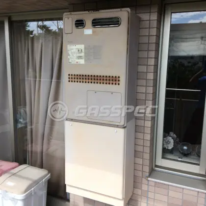 施工前の給湯器（GTH-2413AWXH）