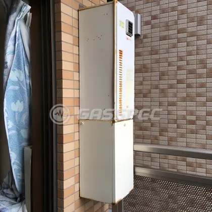 施工前の給湯器（OURB-1601D）