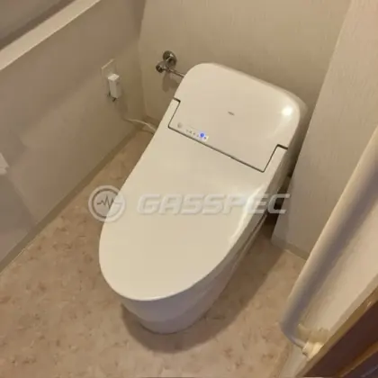 施工後のトイレ（TOTO CES9415P#NW1）