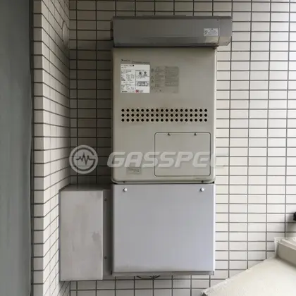 施工前の暖房熱源機（GTH-2413AWXH）
