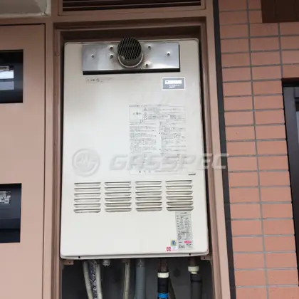 施工前の暖房熱源機（AT-245RAS-C）