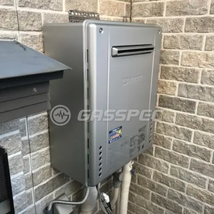 施工後の給湯器（ノーリツ GT-C2072SAW BL）