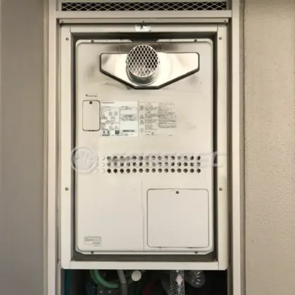 施工前の暖房熱源機（GTH-2444AWX3H-T）