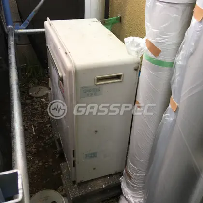 施工前の給湯器（RUF-K2001SAG）