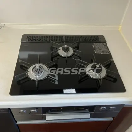施工後のビルトインガスコンロ（リンナイ RHS31W32L1RASTW）