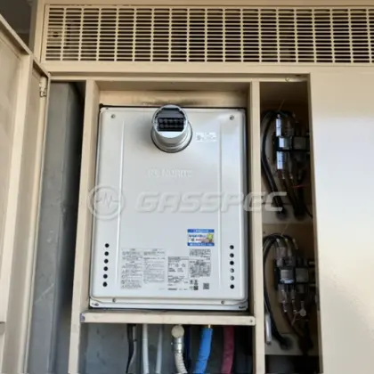 施工後の給湯器（ノーリツ GT-2470SAW-T BL）