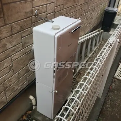施工後の暖房熱源機（リンナイ RH-101W2-6(B)）