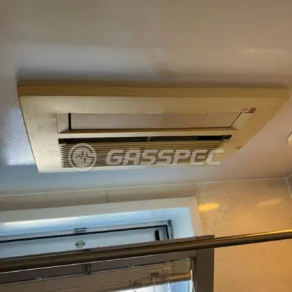施工前の浴室乾燥機（ABD-3303ACSK-J3）