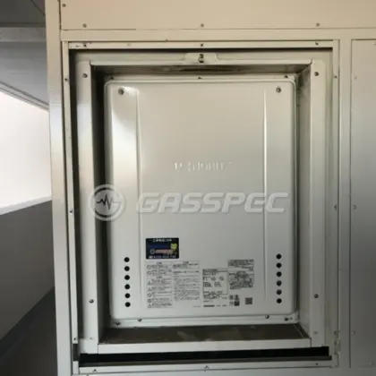 施工後の給湯器（ノーリツ GT-2470SAW-H BL）