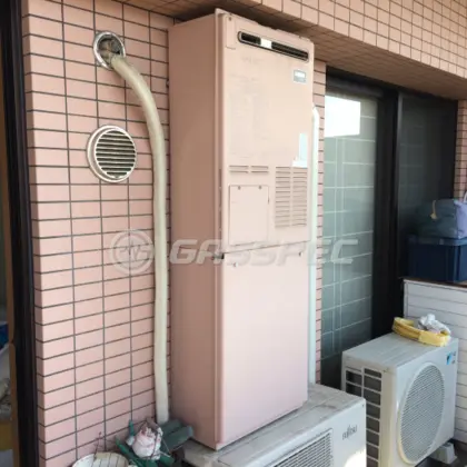 施工前の給湯器（AT-2499ARSAW3Q）